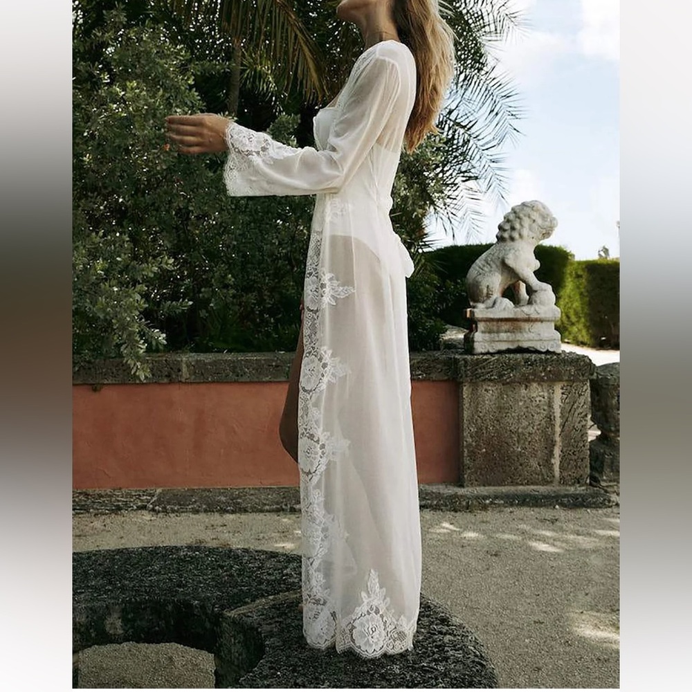 Homebodii wedding robe